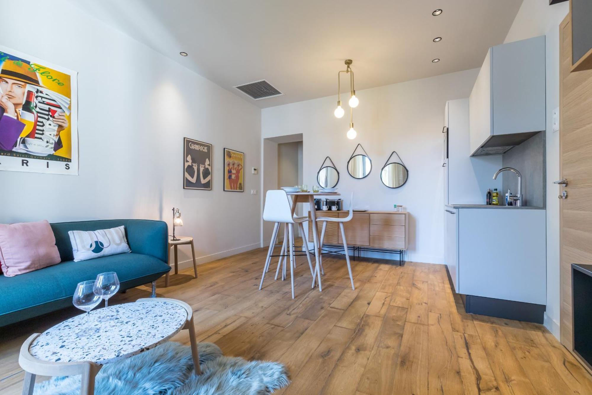 Refined & Cozy 1 Bedroom Downtown Ницца Экстерьер фото