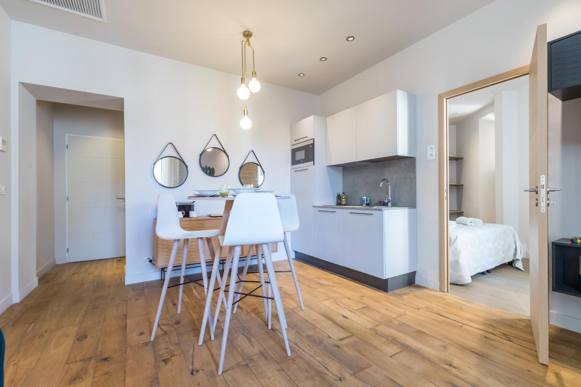 Refined & Cozy 1 Bedroom Downtown Ницца Экстерьер фото