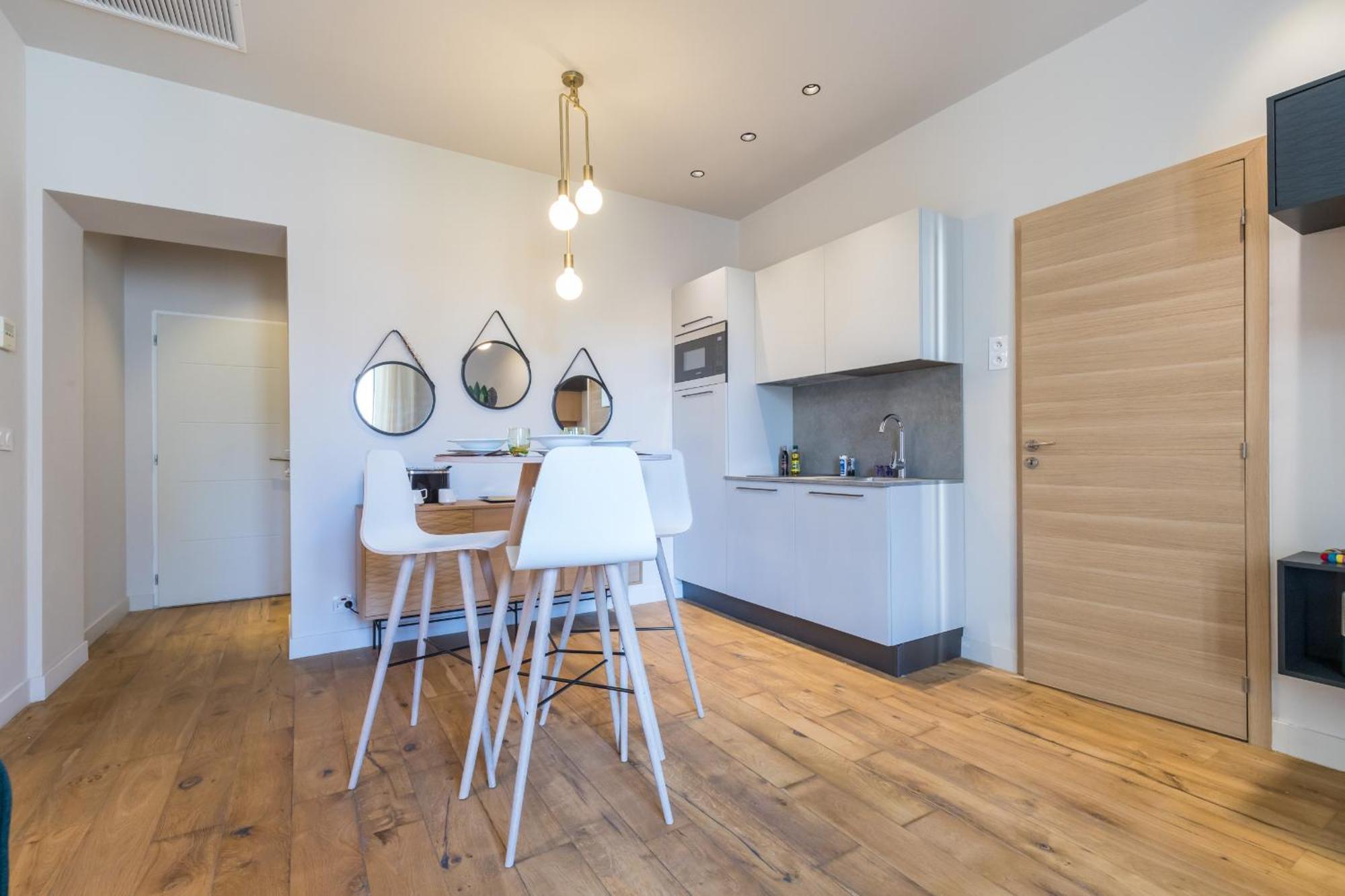 Refined & Cozy 1 Bedroom Downtown Ницца Экстерьер фото
